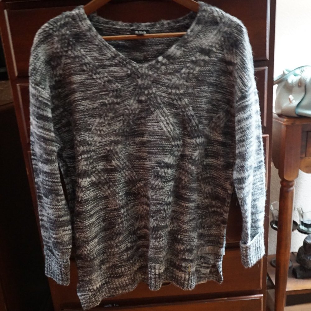 a.n.a.  Black Spacedye Sweater Womens Medium NWT